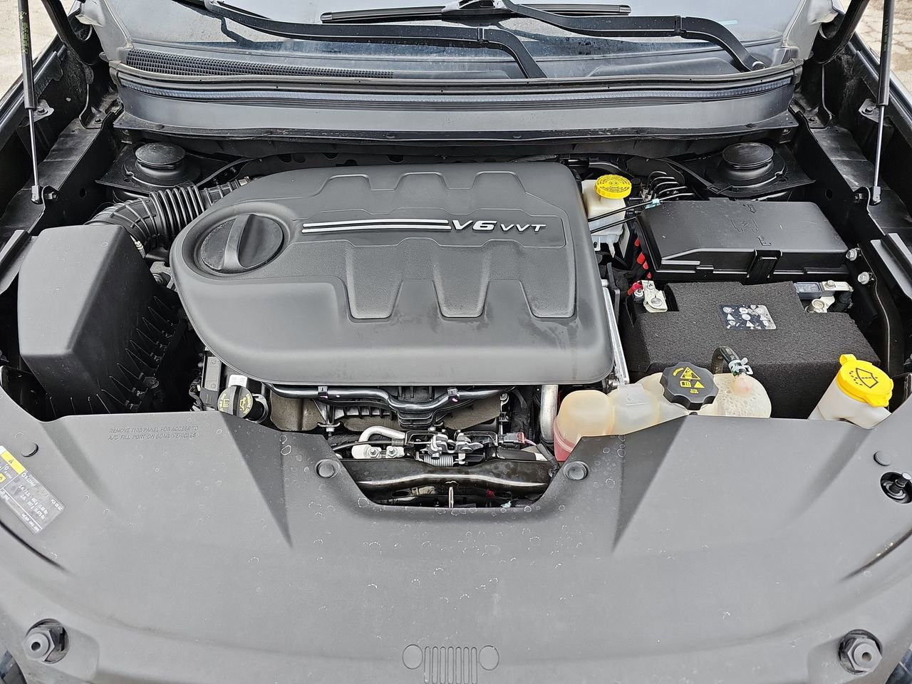 Used 2022 Jeep Cherokee Trailhawk w/ Comfort/Convenience Group image 32