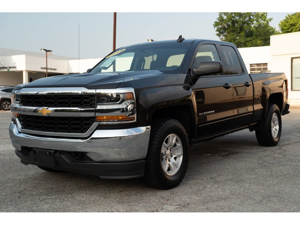Used 2019 Chevrolet Silverado 1500 LT AWD/4WD image 4