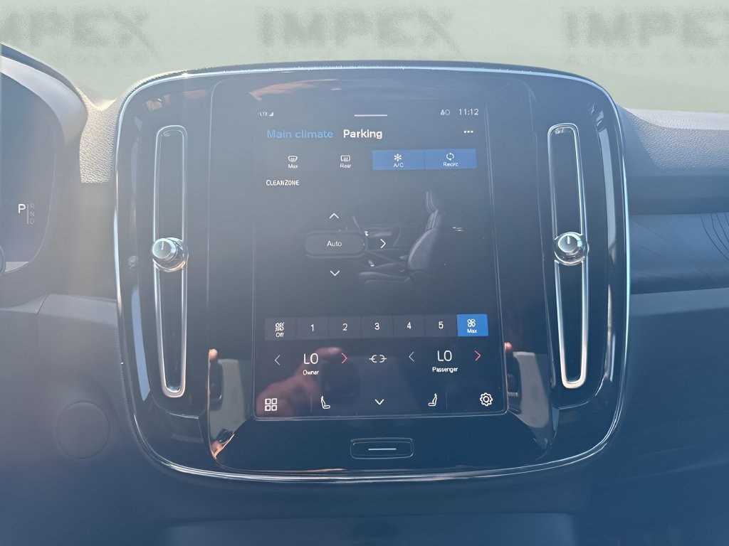 Used 2023 Volvo XC40 Recharge Plus AWD/4WD image 15