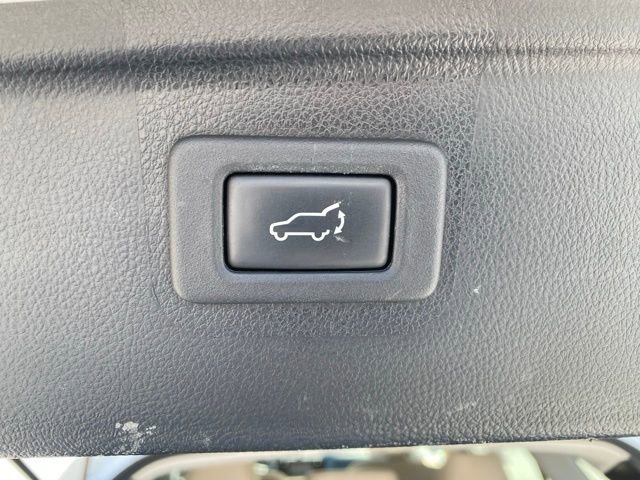 Used 2016 Subaru Outback 2.5i Premium image 10