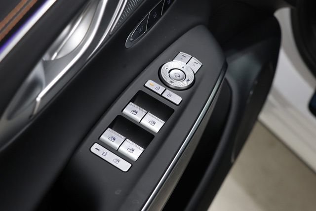 New 2026 Genesis GV70 2.5T Sport Prestige AWD/4WD image 18