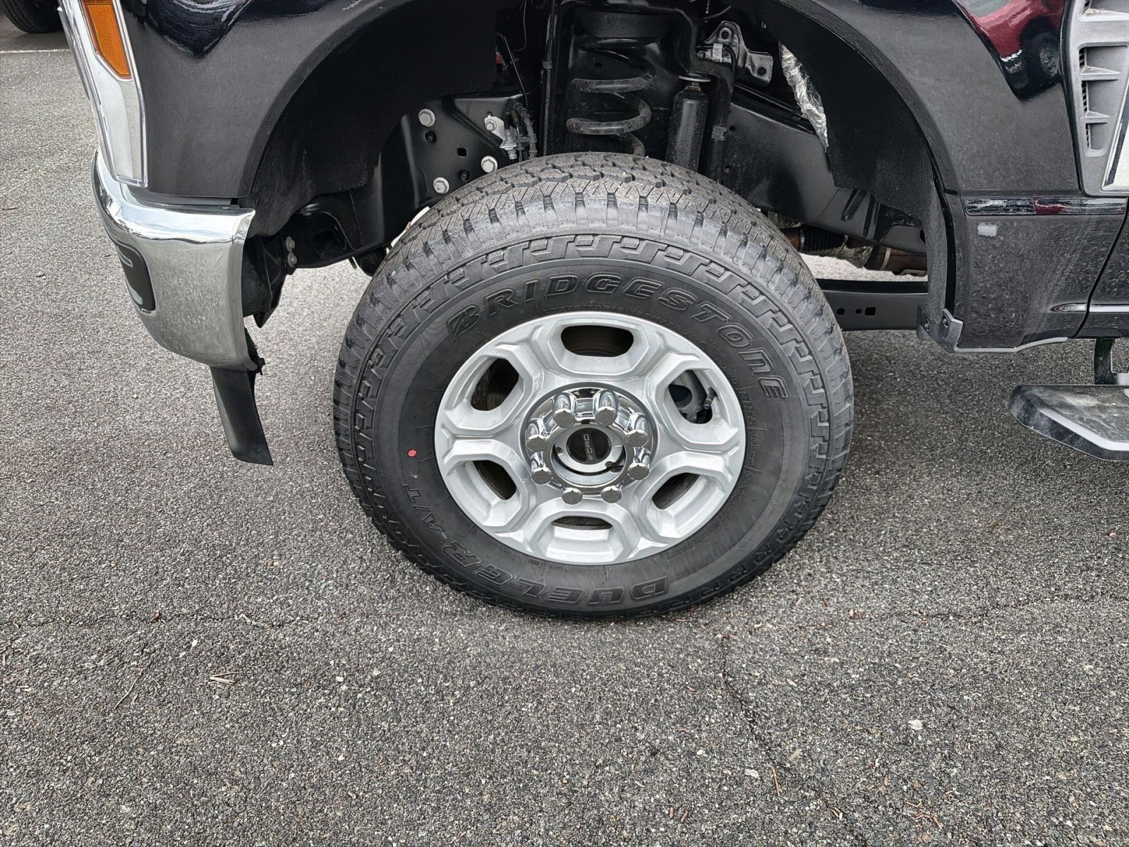 New 2026 Ford F250 XLT w/ FX4 Off-Road Package image 15