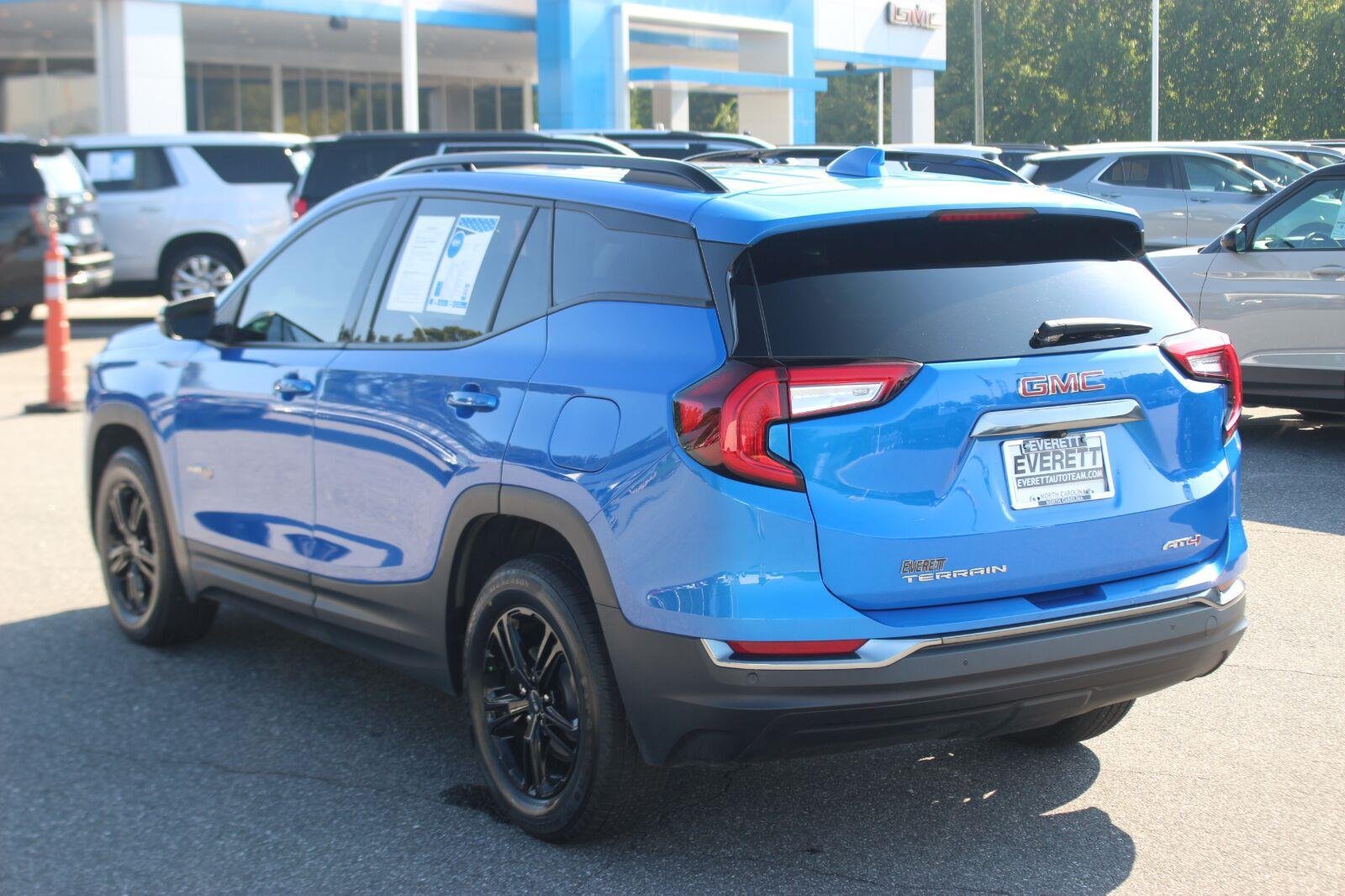 Used 2024 GMC Terrain AT4 w/ Infotainment Package II AWD/4WD image 5