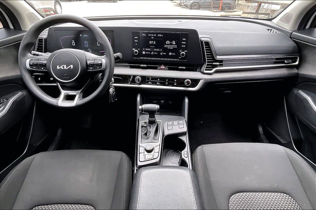 Used 2024 Kia Sportage LX AWD/4WD image 15
