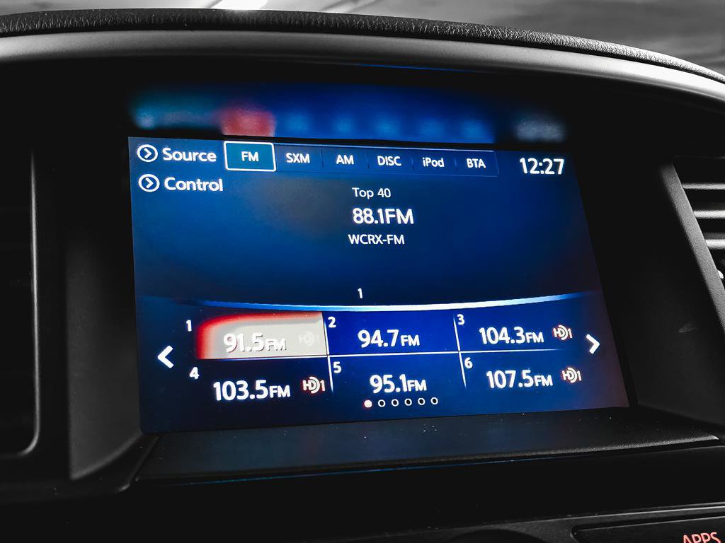 Used 2017 Nissan Pathfinder S image 27