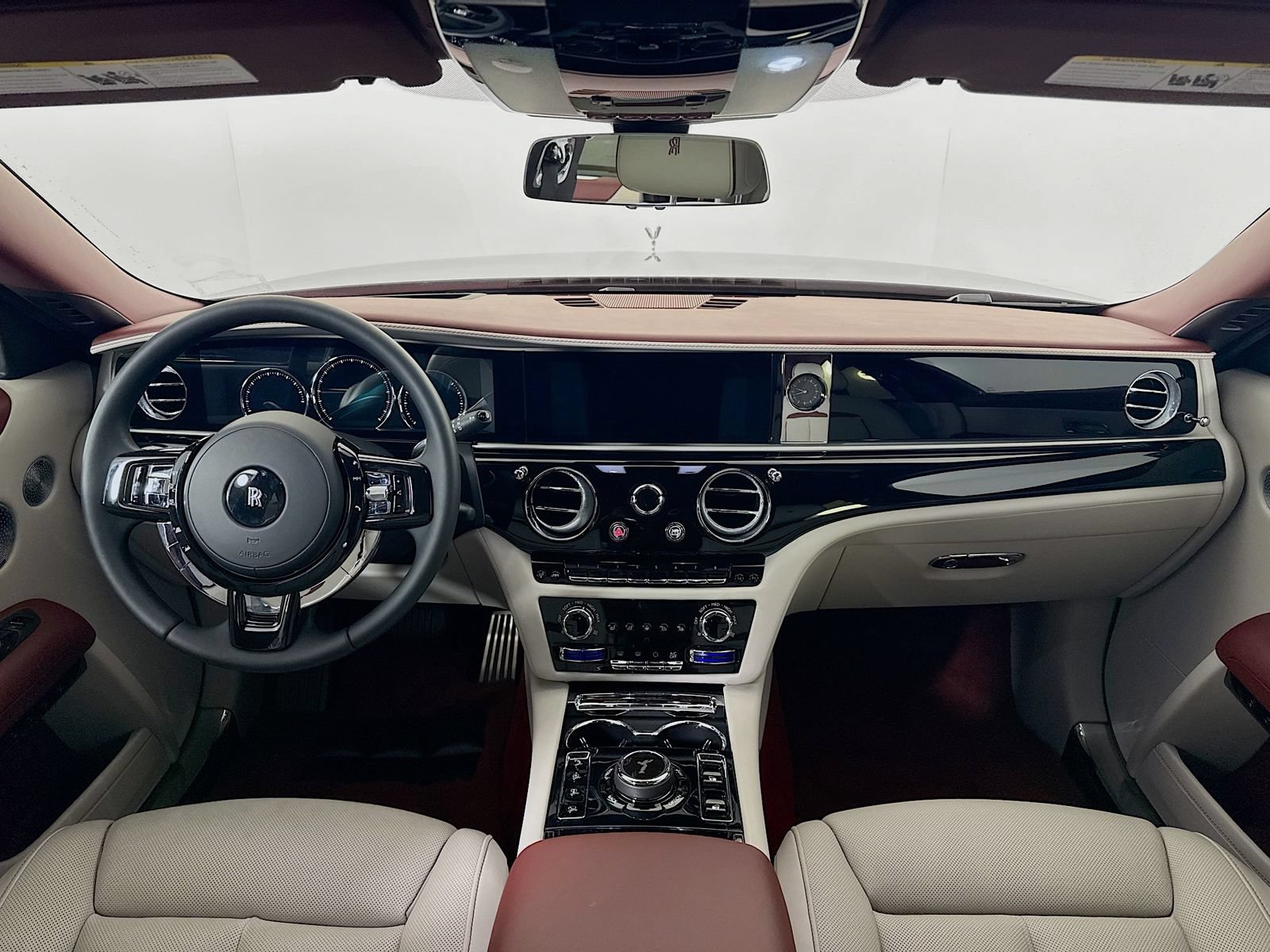 Certified 2024 Rolls-Royce Ghost Extended Wheelbase AWD/4WD image 5