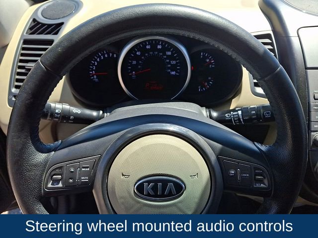Used 2012 Kia Soul ! FWD image 4
