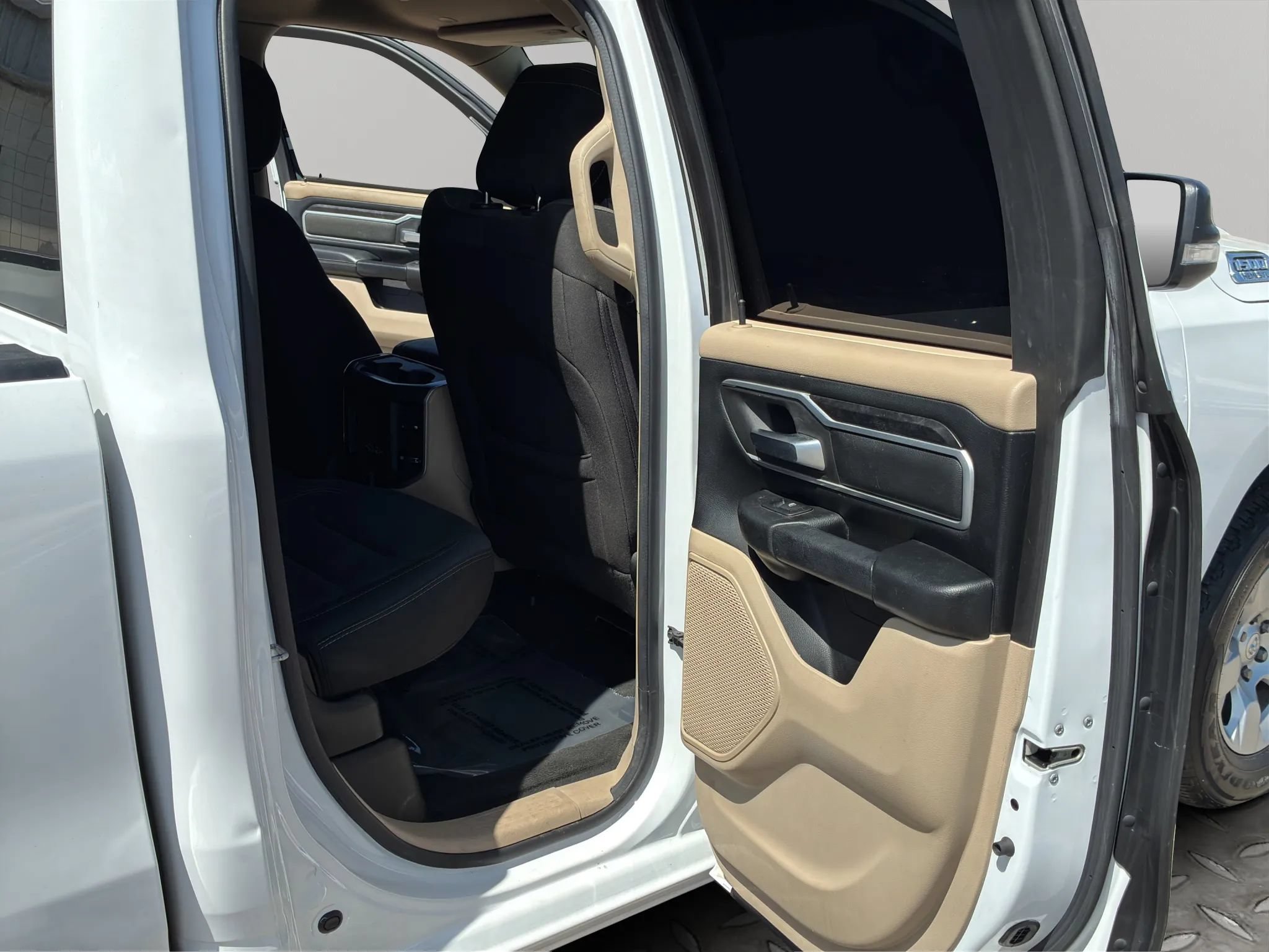 Used 2020 RAM 1500 Big Horn RWD image 21