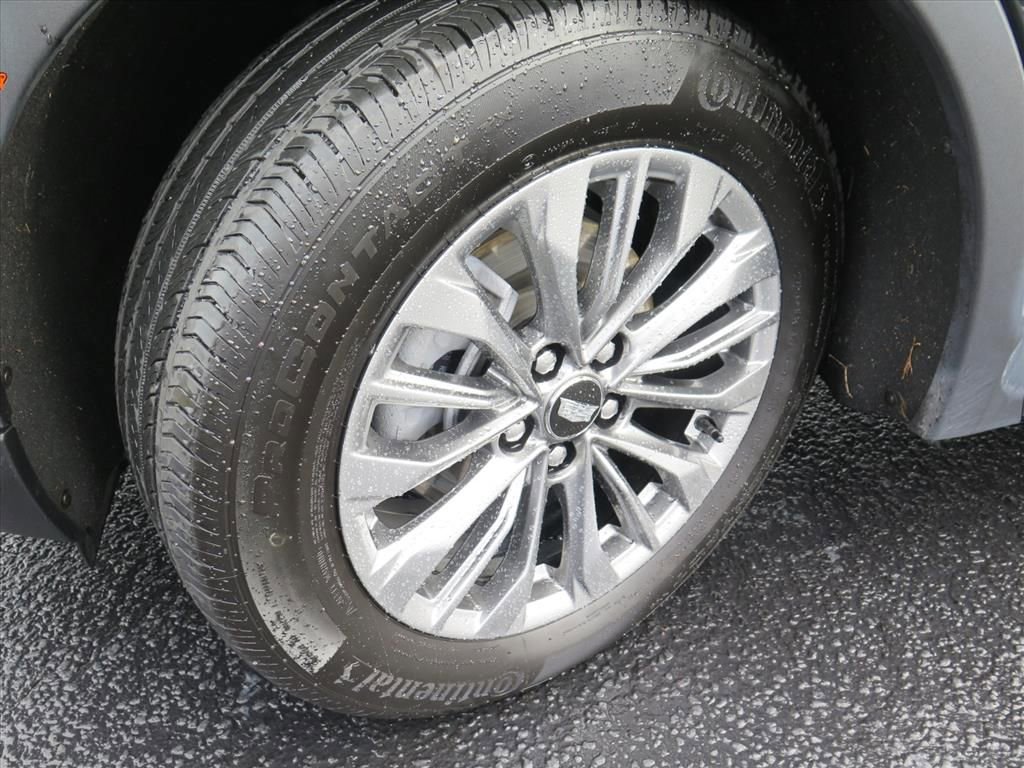 Used 2025 Cadillac XT4 Premium Luxury image 25