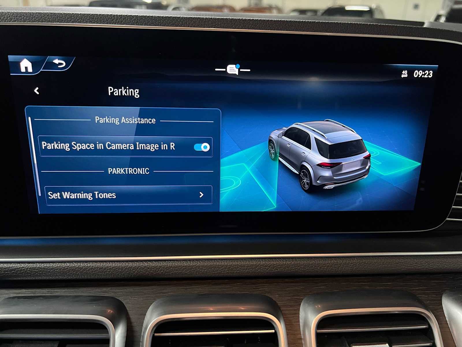 Used 2025 Mercedes-Benz GLE 350 4MATIC image 35