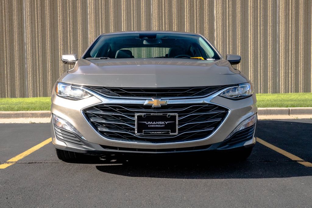 Used 2024 Chevrolet Malibu LT FWD image 3