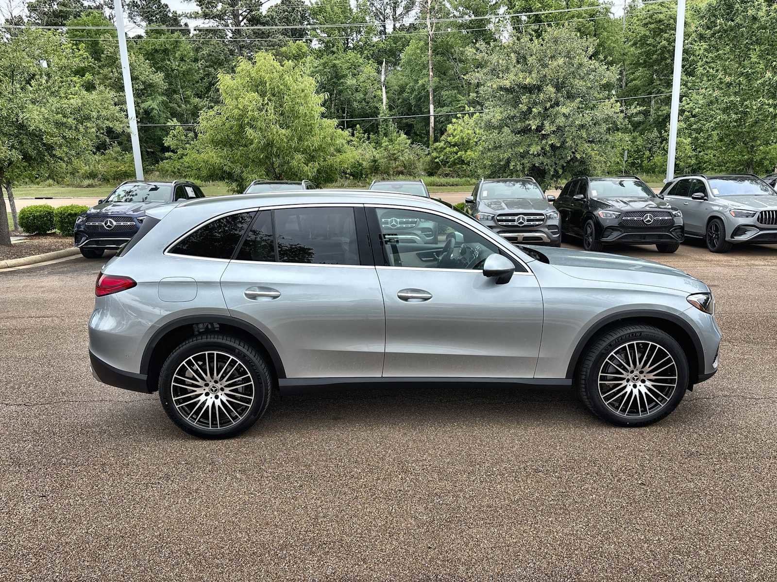 New 2026 Mercedes-Benz GLC 300 4MATIC image 10