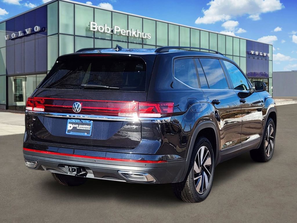 Used 2025 Volkswagen Atlas SE image 24