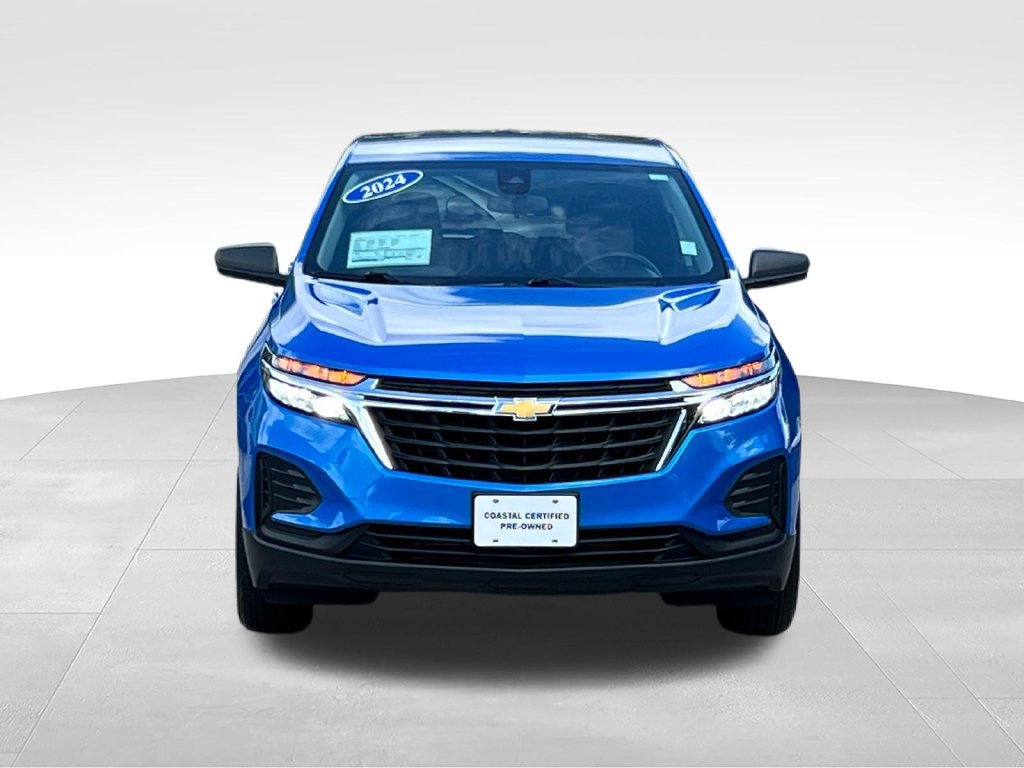 Used 2024 Chevrolet Equinox LS w/ LS Convenience Package FWD image 2