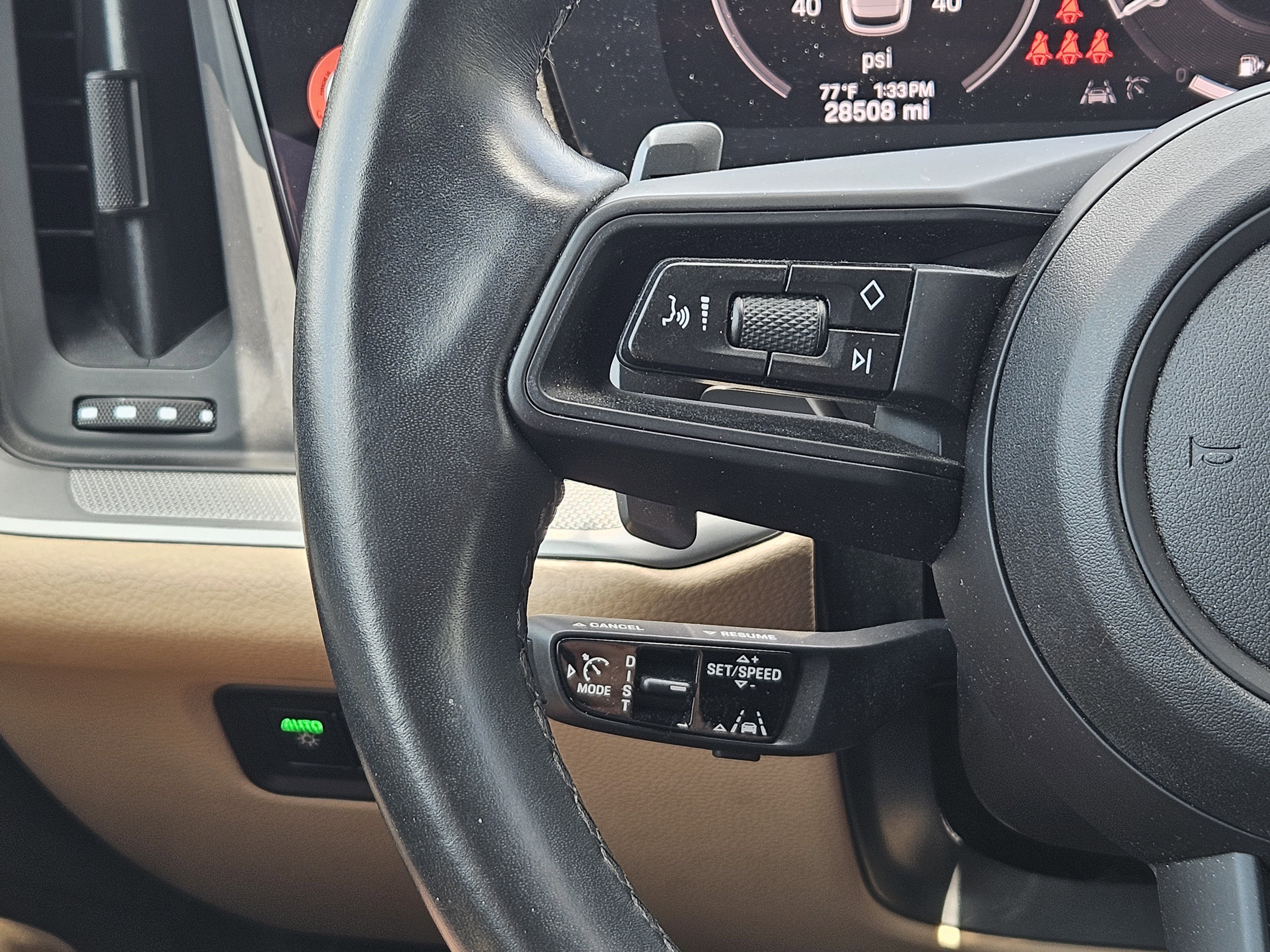 Certified 2024 Porsche Cayenne AWD/4WD image 26