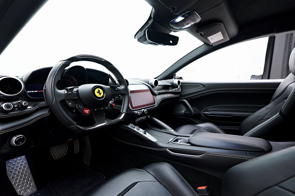 Used 2019 Ferrari GTC4Lusso T image 2
