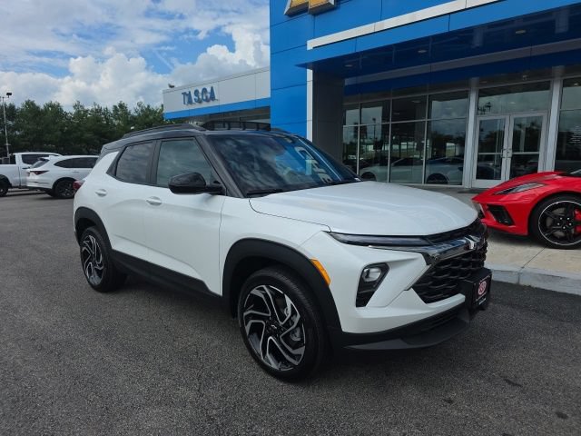 New 2026 Chevrolet TrailBlazer RS w/ Convenience Package AWD/4WD image 1