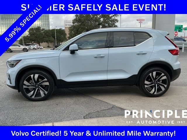 Certified 2024 Volvo XC40 B5 Ultimate w/ Climate Package AWD/4WD image 3