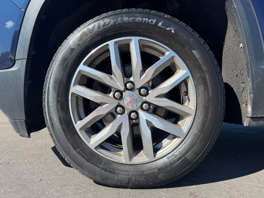 Used 2017 GMC Acadia SLE AWD/4WD image 13