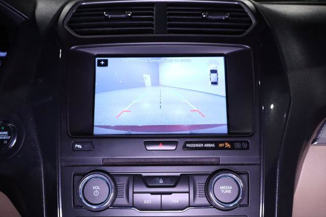 Used 2017 Ford Explorer XLT w/ Equipment Group 202A FWD image 21