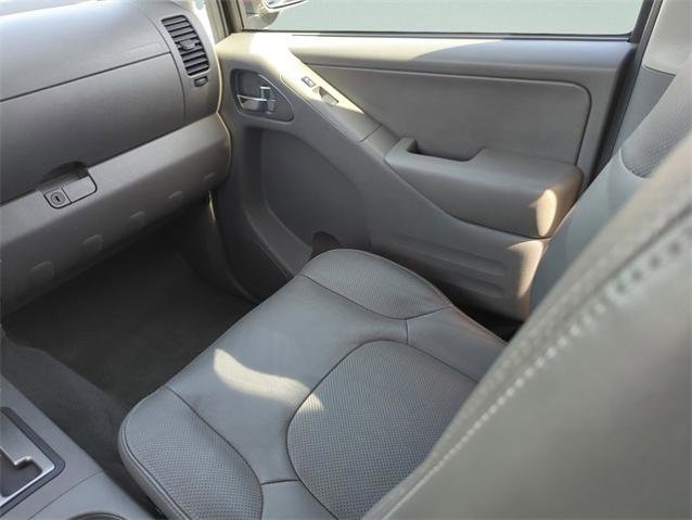 Certified 2019 Nissan Frontier SL image 27