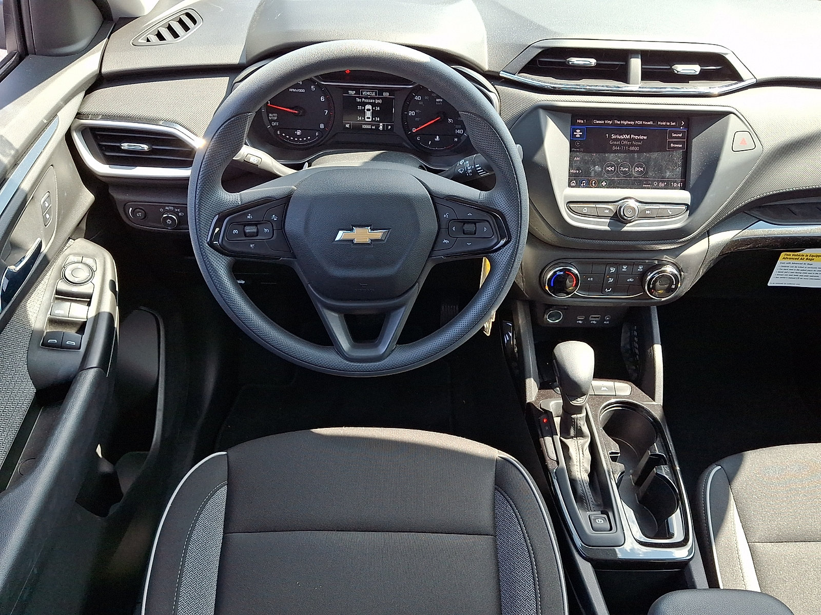 Used 2023 Chevrolet TrailBlazer LS FWD image 12