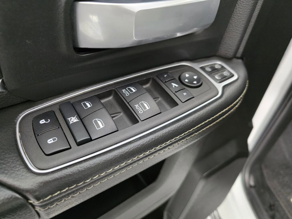 Used 2024 RAM 3500 Big Horn image 18