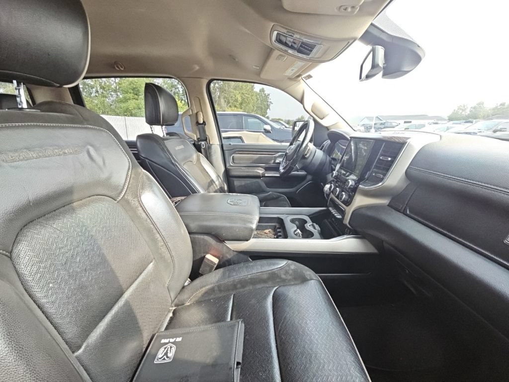 Used 2019 RAM 1500 Laramie AWD/4WD image 4