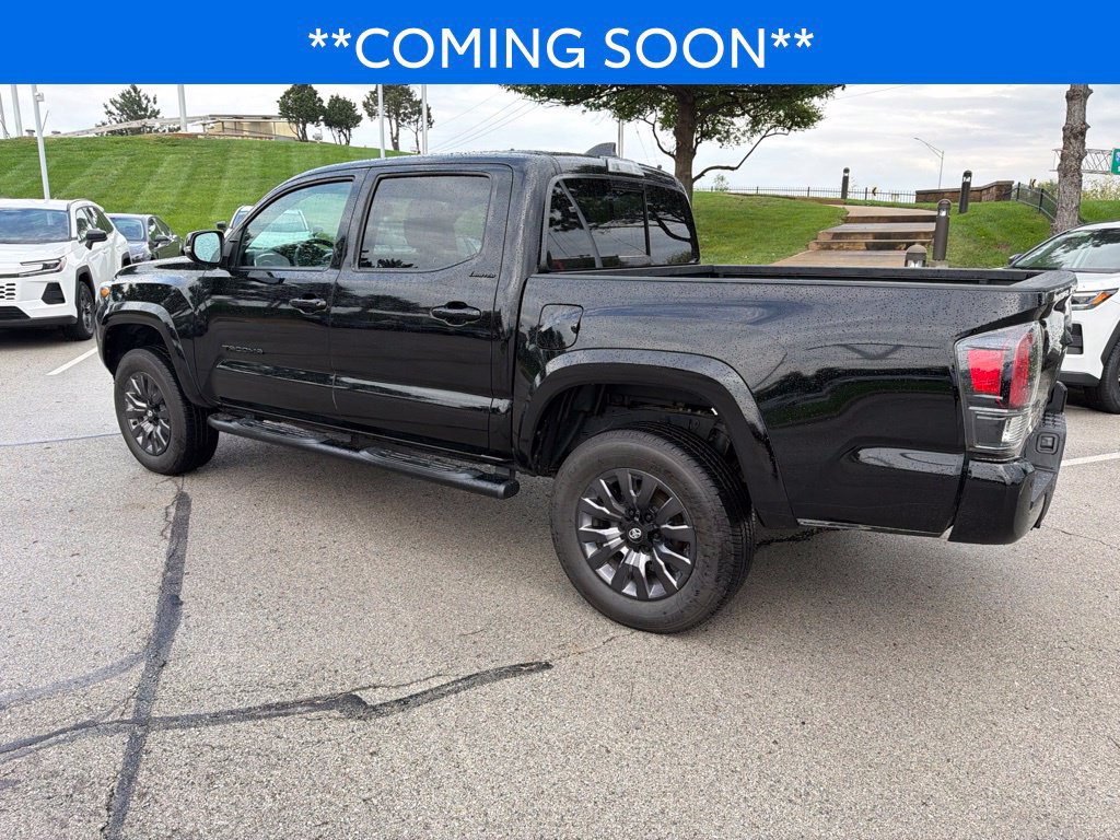 Used 2023 Toyota Tacoma Limited w/ Nightshade Package AWD/4WD image 10