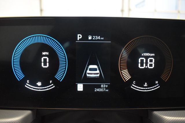 Used 2025 Hyundai Sonata SEL FWD image 25