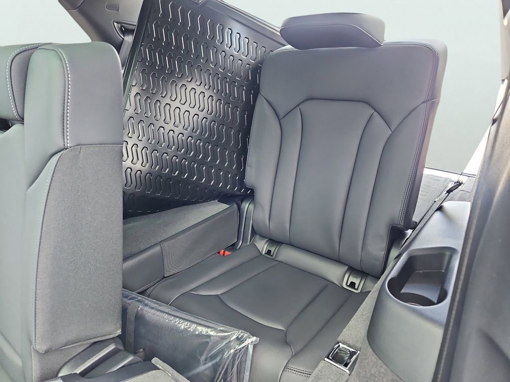 New 2025 Audi Q7 Premium Plus image 24