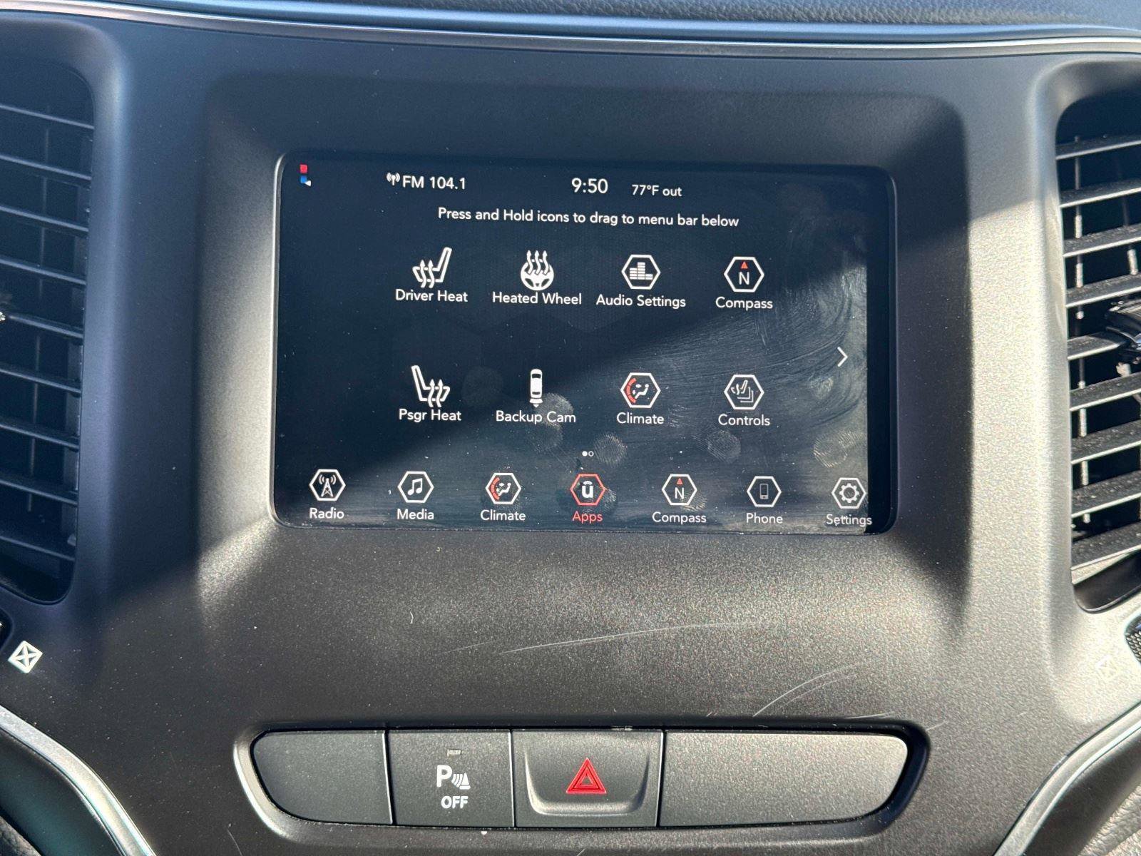 Used 2020 Jeep Cherokee Latitude w/ Cold Weather Group image 21