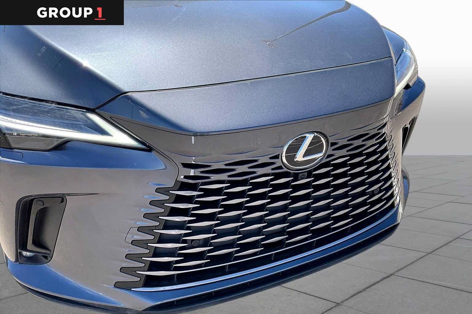 Used 2025 Lexus RX 450h AWD w/ Convenience Package image 29
