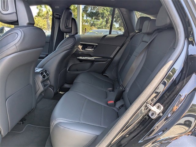 Used 2025 Mercedes-Benz GLC 300 image 15