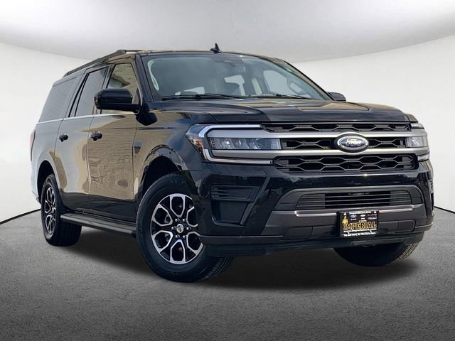 Used 2024 Ford Expedition Max XLT image 2