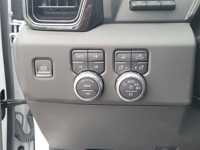 Used 2025 GMC Sierra 1500 AT4X AWD/4WD image 21