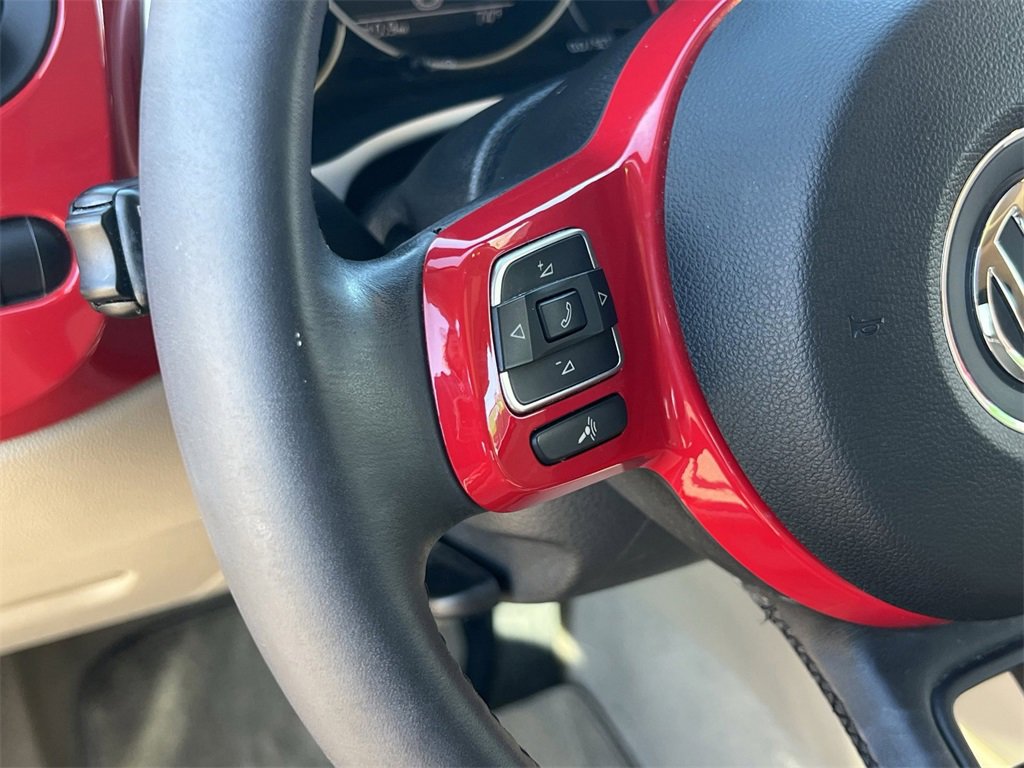 Used 2015 Volkswagen Beetle 1.8T image 24