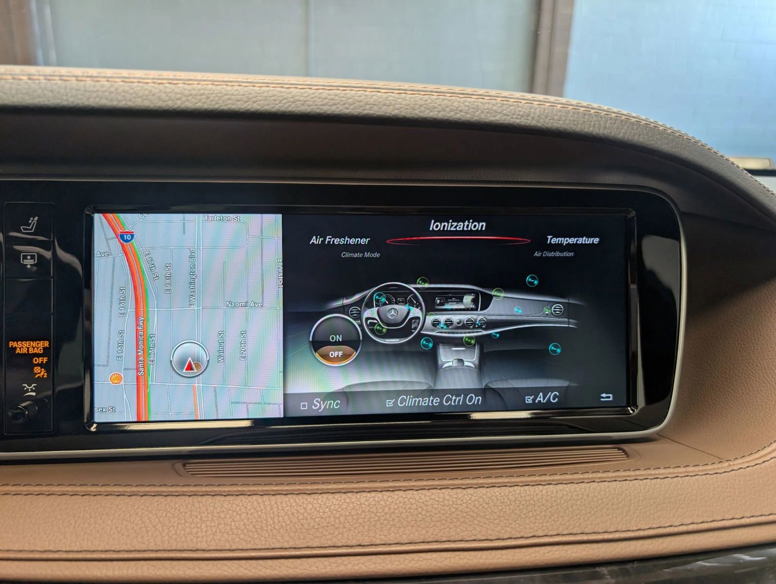 Used 2017 Mercedes-Benz S 550 Sedan image 25