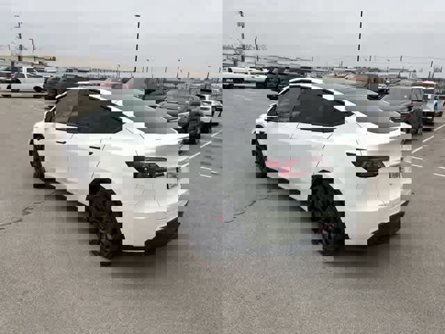 Used 2021 Tesla Model Y Performance image 15