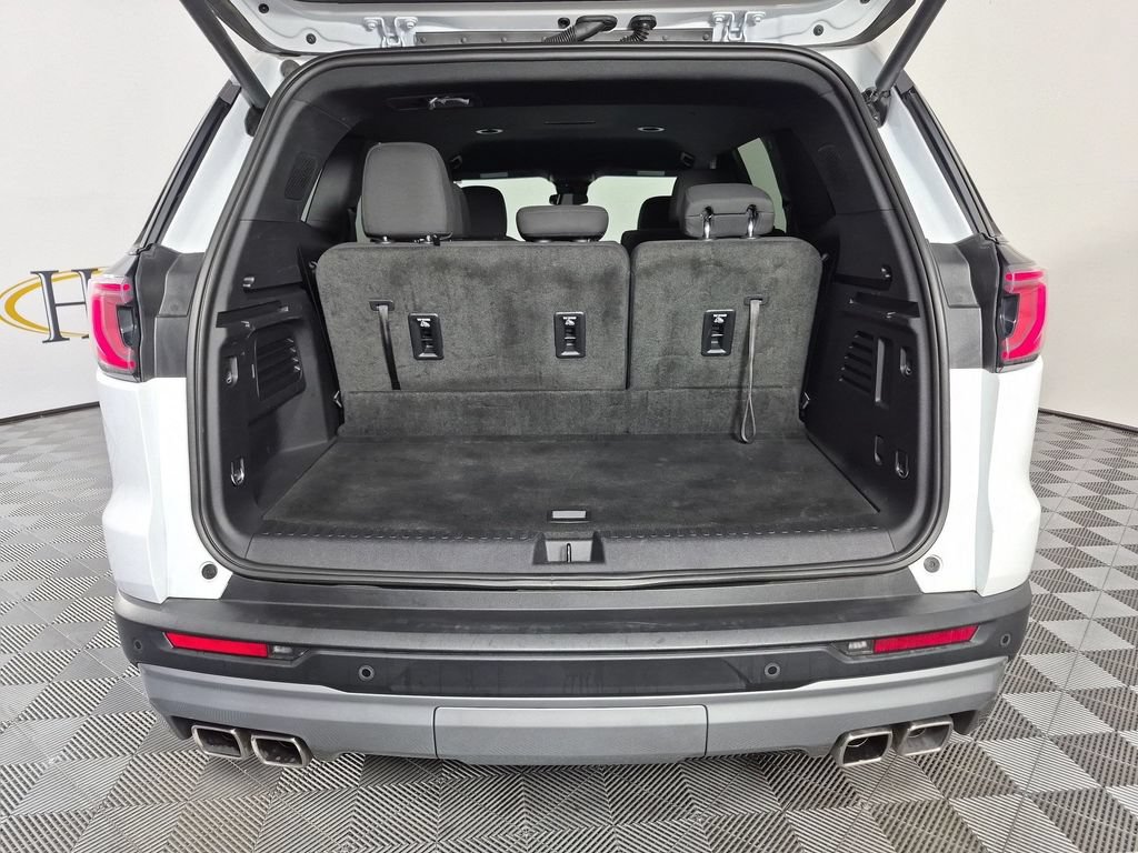 Used 2025 GMC Acadia Elevation FWD image 33