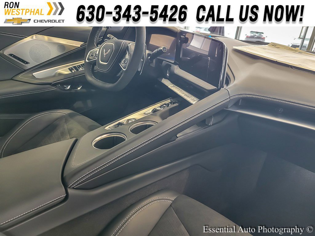 New 2026 Chevrolet Corvette Stingray Preferred Conv w/ 2LT image 18