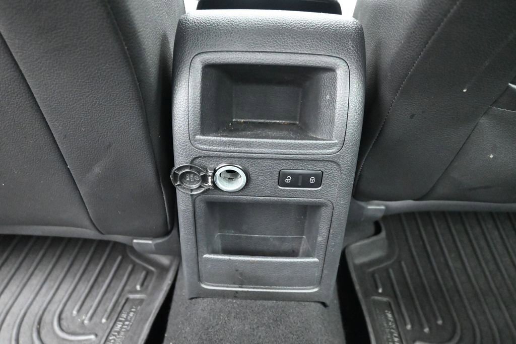 Used 2014 Volkswagen Jetta SE FWD image 20