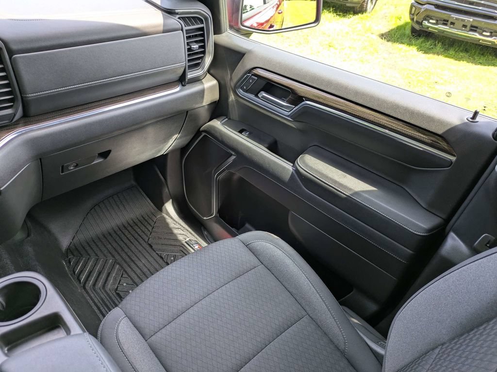 Used 2023 Chevrolet Silverado 1500 RST AWD/4WD image 18
