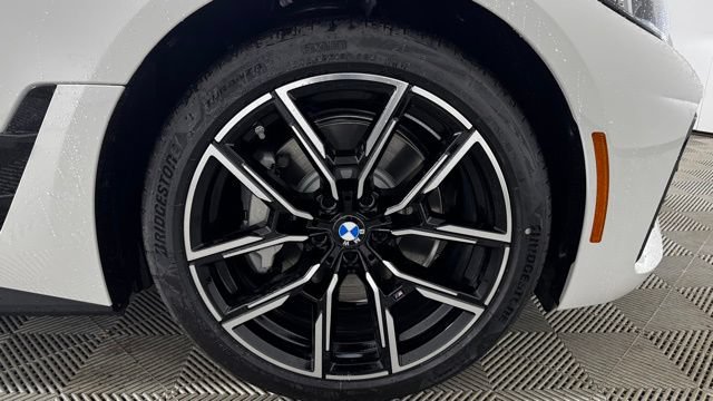 New 2026 BMW i4 xDrive40i w/ M Sport Package AWD/4WD image 24