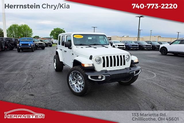 Used 2023 Jeep Wrangler Unlimited Sahara AWD/4WD image 1