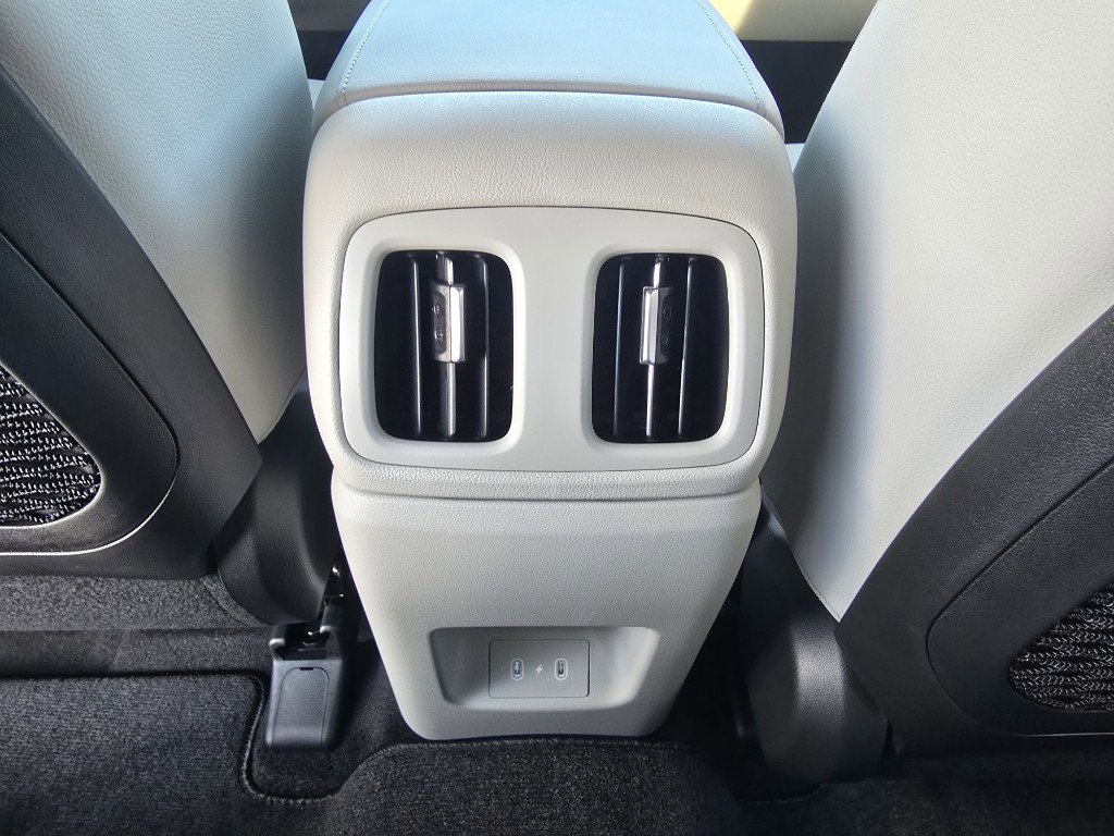 New 2026 Hyundai Tucson Limited image 29