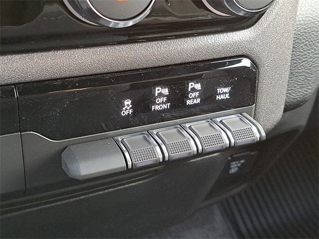 New 2026 RAM 1500 Classic Warlock image 8