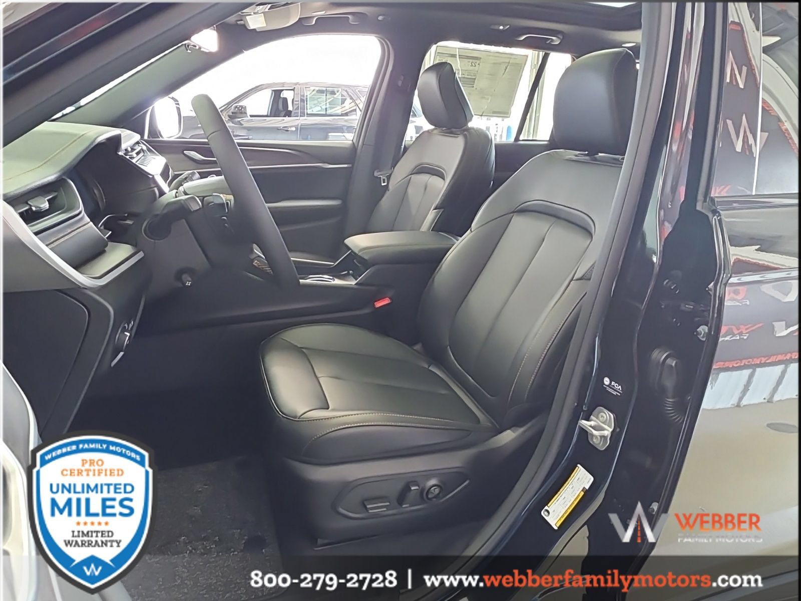 New 2026 Jeep Grand Cherokee Limited AWD/4WD image 9