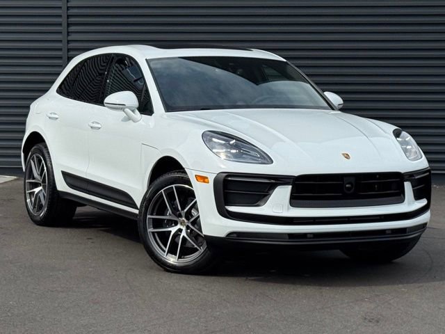 New 2026 Porsche Macan image 9