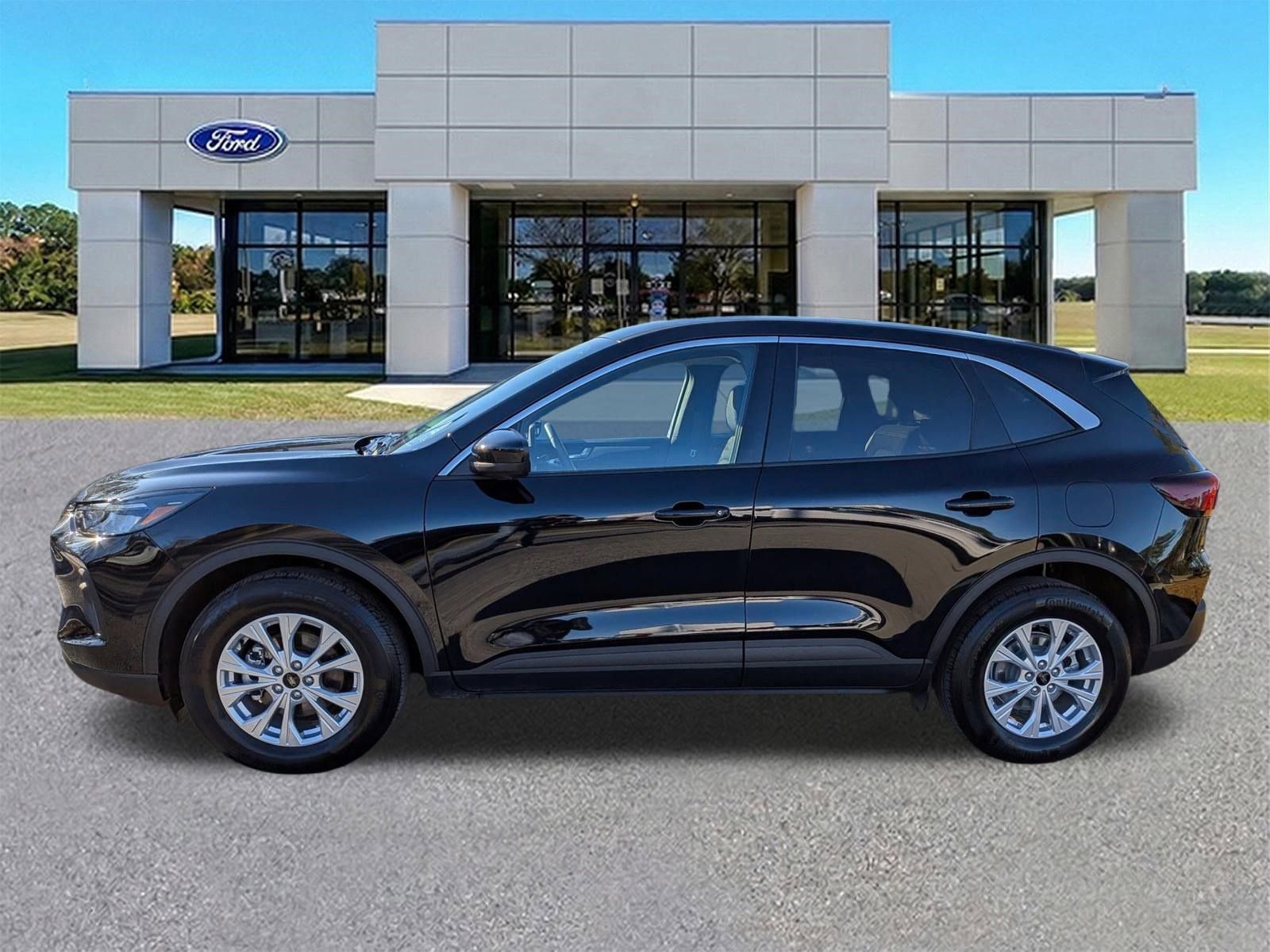 Certified 2023 Ford Escape Active w/ Tech Pack #2 image 7